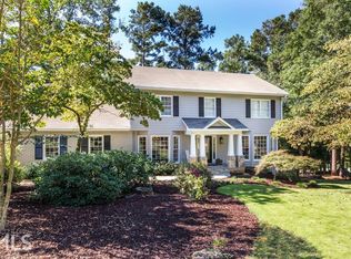 2730 Roxburgh Dr, Roswell, GA 30076