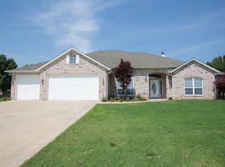 1113 N Dogwood Ave, Haskell, OK 74436