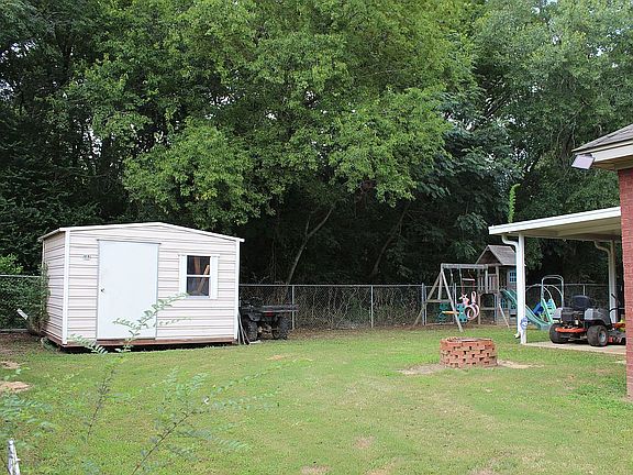 Large fenced in back yard