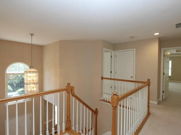 4310 Canterbury Walk Dr — Photo 11