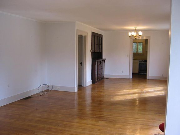 5th image of 28 Prospect St #1