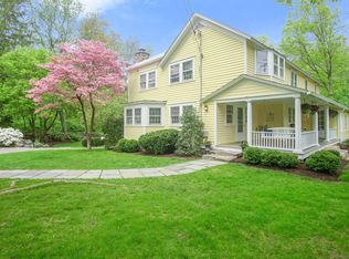 12 Nursery Rd, New Canaan, CT 06840