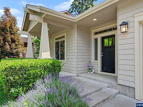 3rd image of 3716 SW Deon Dr
