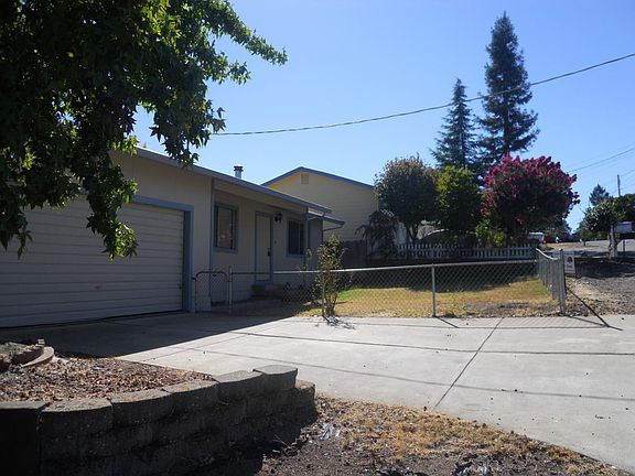 2nd image of 313 Avenue B
