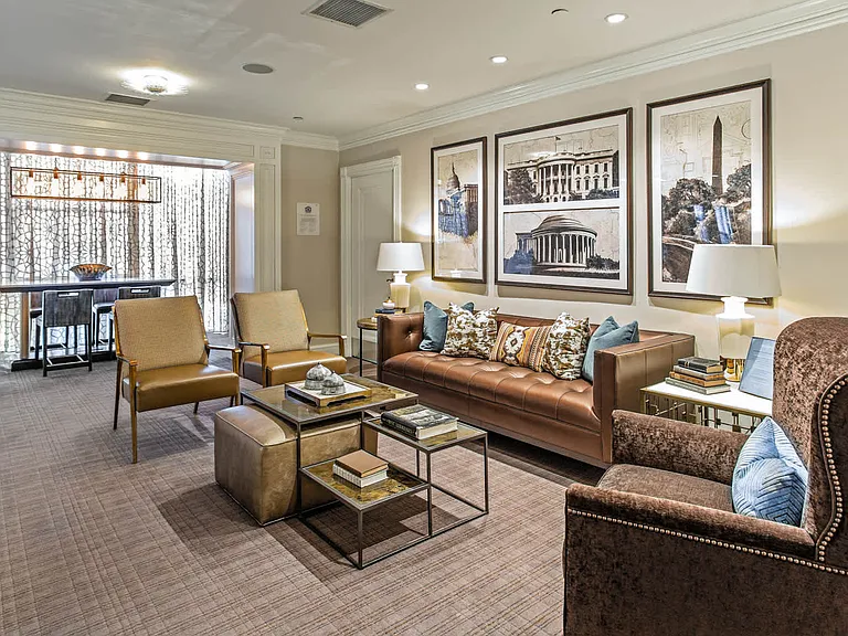 Leasing Office