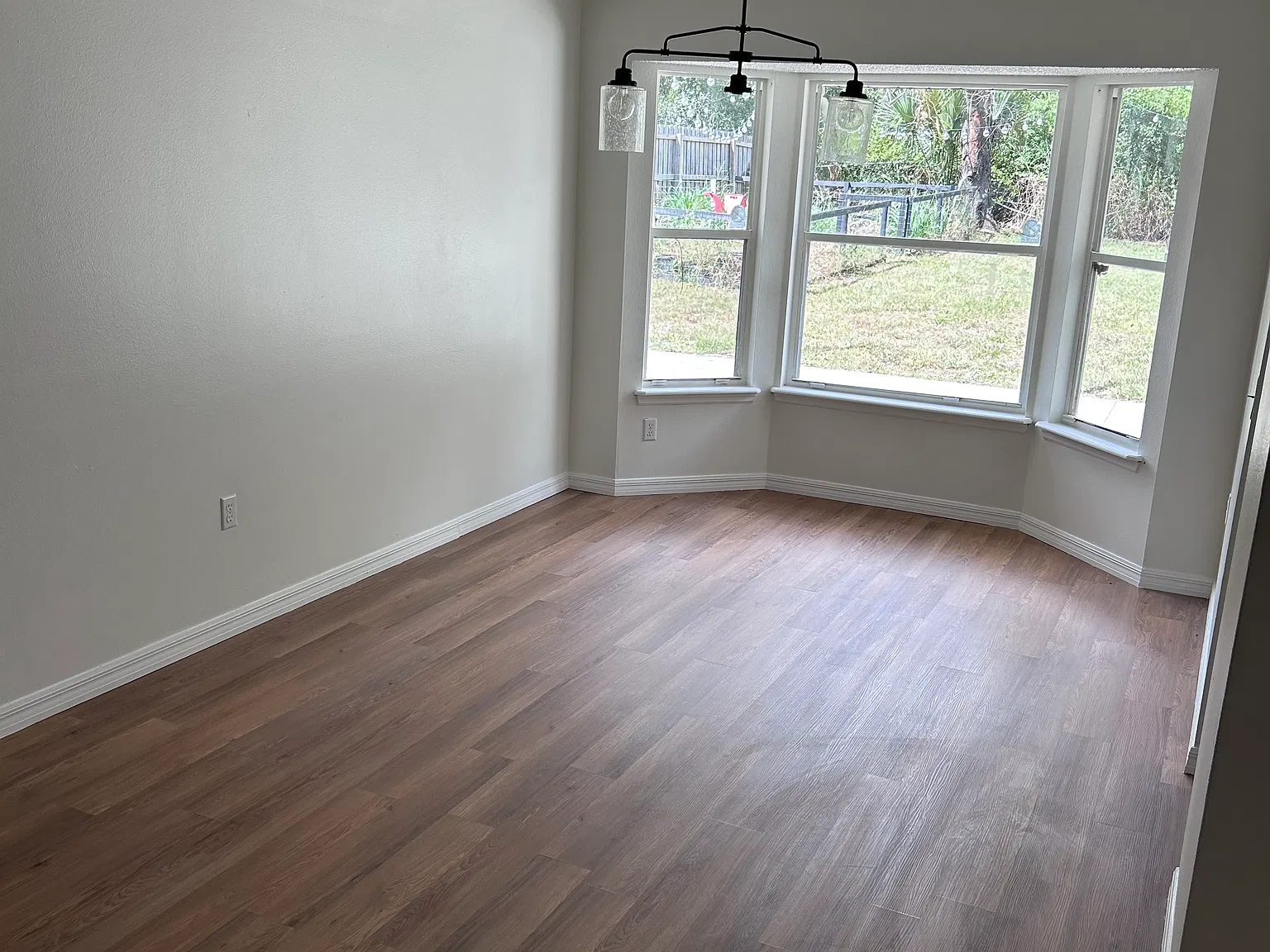 3 bed, 1732 sqft, $1,895 — Photo 3