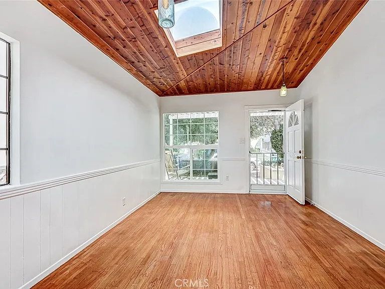 1309 Oak Ave — Photo 9