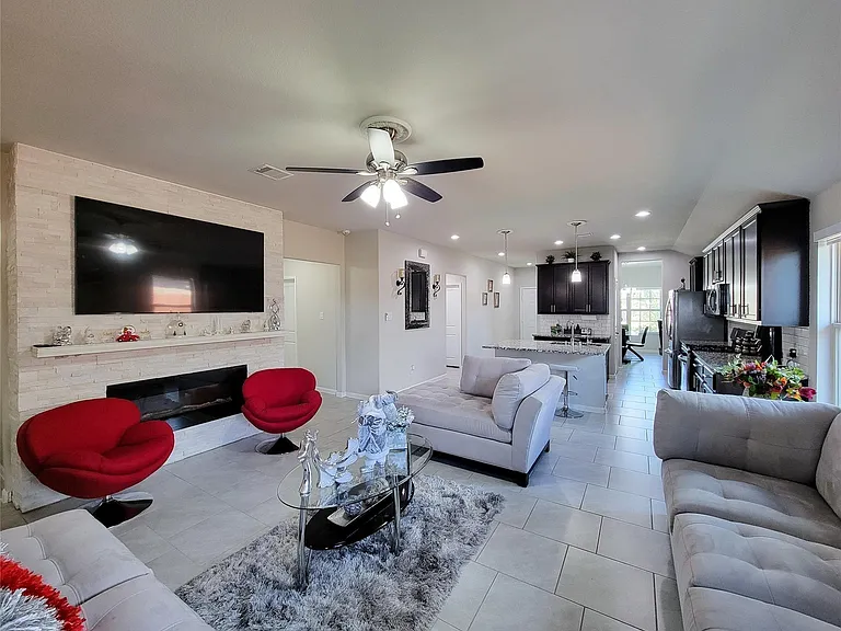 610 Autumn Flats Way — Photo 14