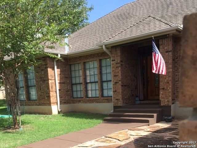2nd image of 8525 Raintree Woods Dr
