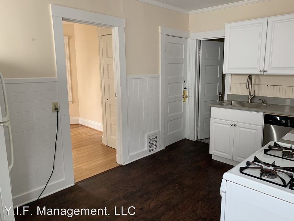 1st image of 25 Hyde St #1