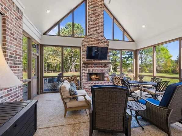 65 Sandbank Cv, Rossville, TN 38066