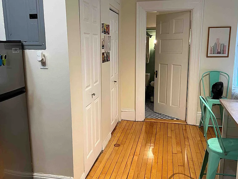 465 Park Dr #4 — Photo 4