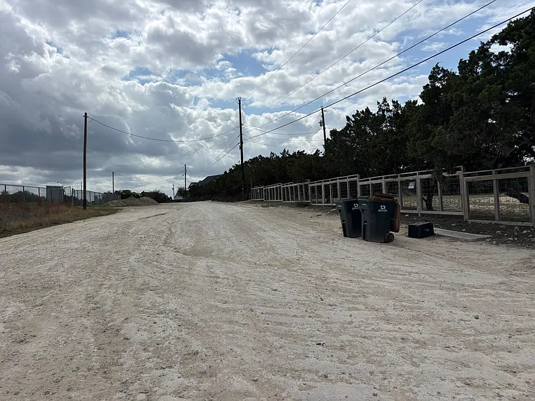 15401 Lariat Trl — Photo 11