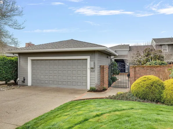 32645 SW Lake Point Ct, Wilsonville, OR 97070