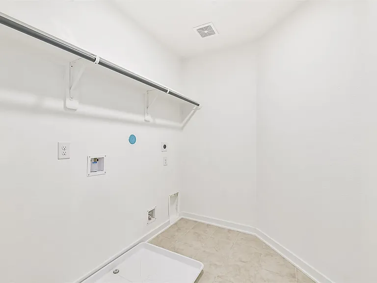 15203 Lake Powell Dr — Photo 30