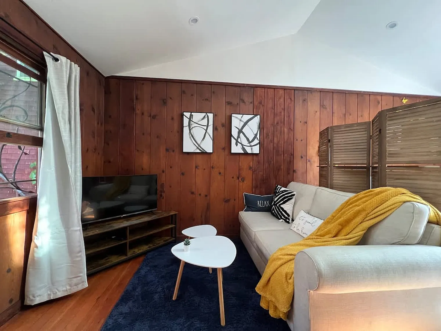 Studio, 1.0 bath, 548 sqft, $3,588 — Photo 2