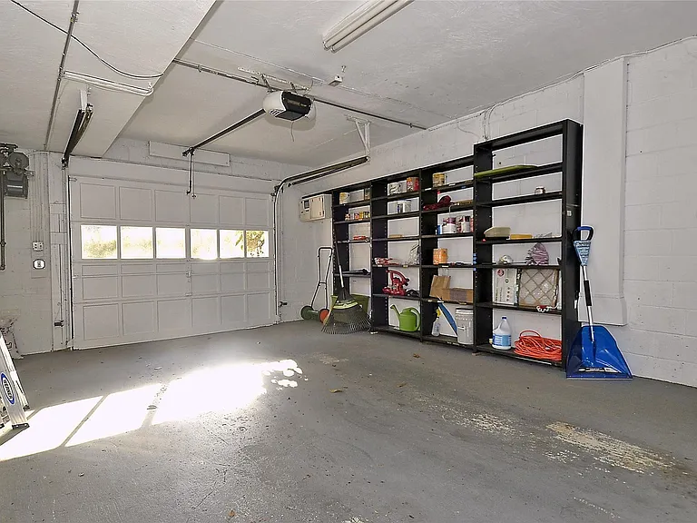 3503 E West Hwy — Photo 42