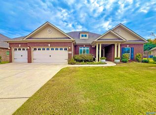 609 Quiet Creek Cir NW, Madison, AL 35757