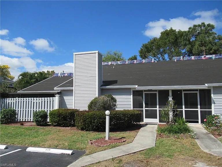 6238 Timberwood Cir #110 — Photo 2