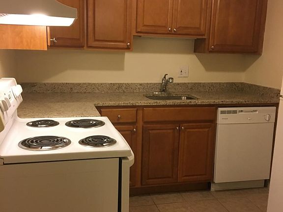 2nd image of 13 Charleston Ave APT 34