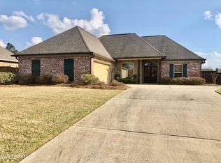 516 Belle Oak Pl, Brandon, MS 39042
