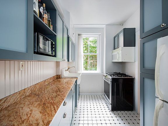 5th image of 35-13 76th St APT 1