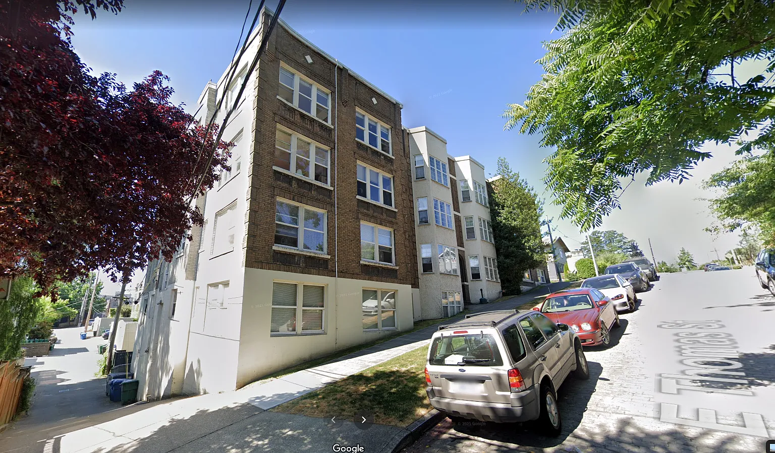 Adelphi Apartments — Photo 2