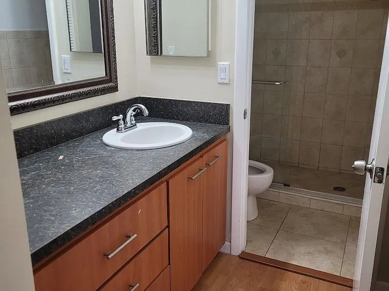 739 NW 92nd Ave — Photo 14