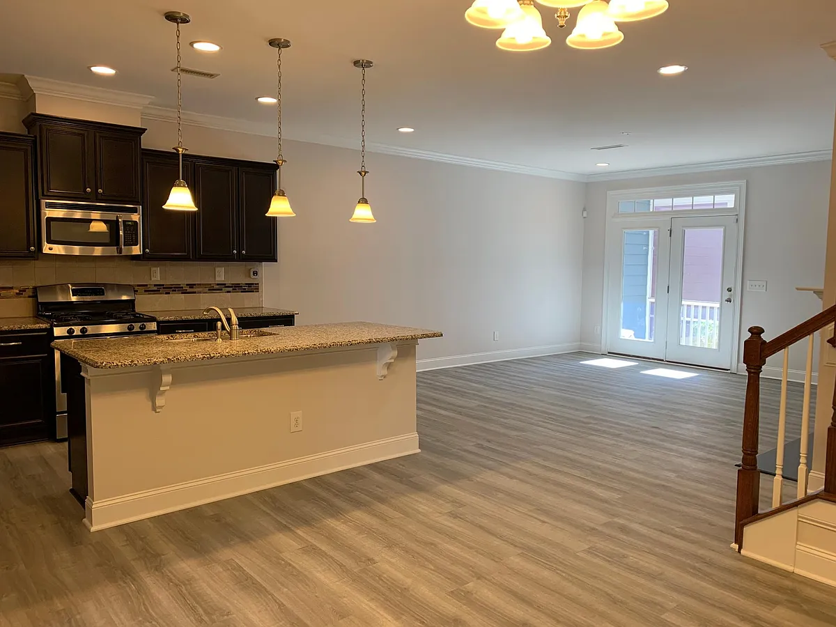 Building Photo - 4033 Overcup Oak Ln