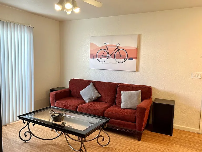 Canyon Club Apartments — Photo 26
