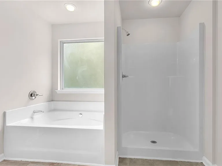 4488 Ravenwood Dr — Photo 24