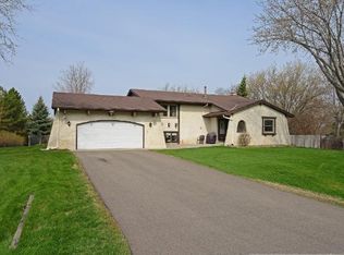 16151 Creekwood Cir, Prior Lake, MN 55372