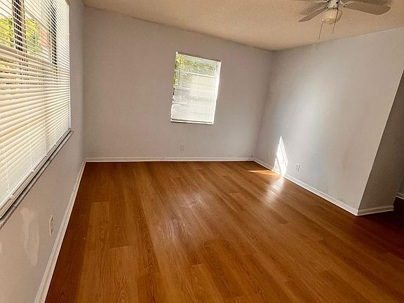 2nd image of 116 N F St APT 2
