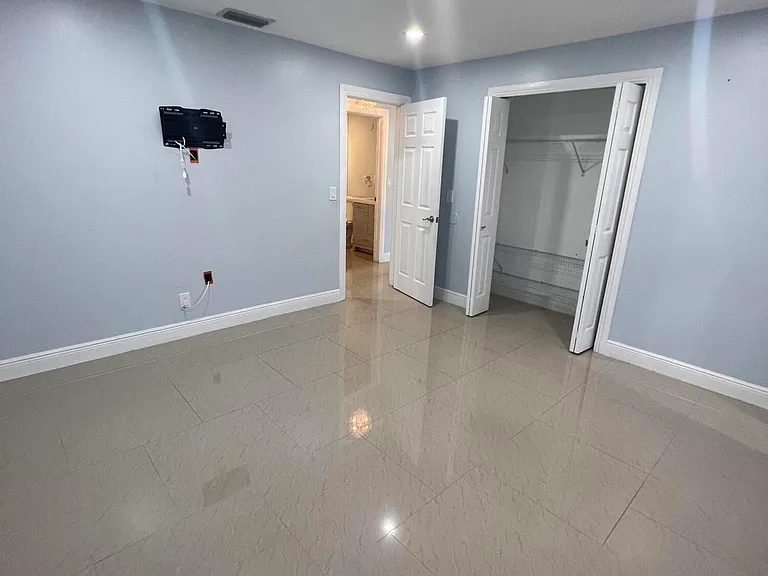 5858 Tarragon Dr — Photo 13