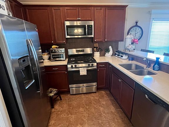 5th image of 3795 Pickering Pass Dr