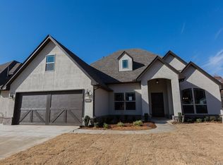 7008 S Chestnut Ave, Broken Arrow, OK 74011