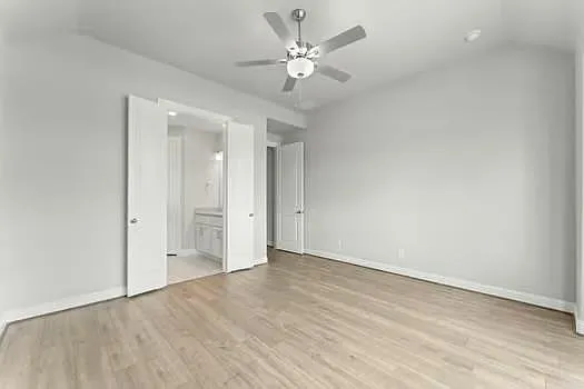 724 Lake Lacosta Dr — Photo 19