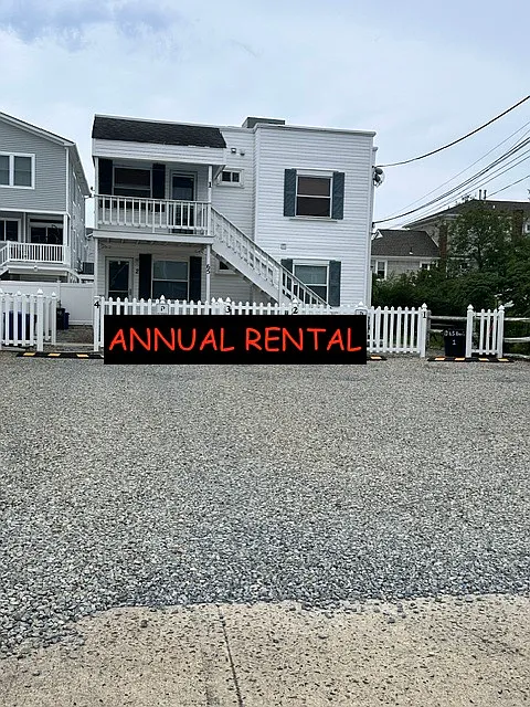 65 Decatur Ave — Photo 1