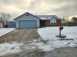 2883 Fieldstone Ct, Franklin, IN 46131