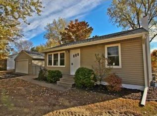 692 County Road J W, Shoreview, MN 55126