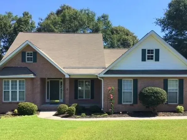 306 Plantation Dr, Warner Robins, GA 31088