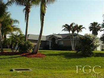 1st image of 3839 Surfside Blvd
