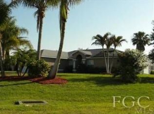 3839 Surfside Blvd, Cape Coral, FL 33914