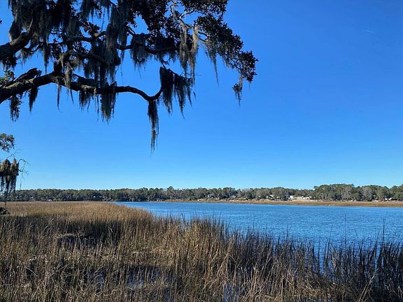 Stunning May River views on all ends of the property 