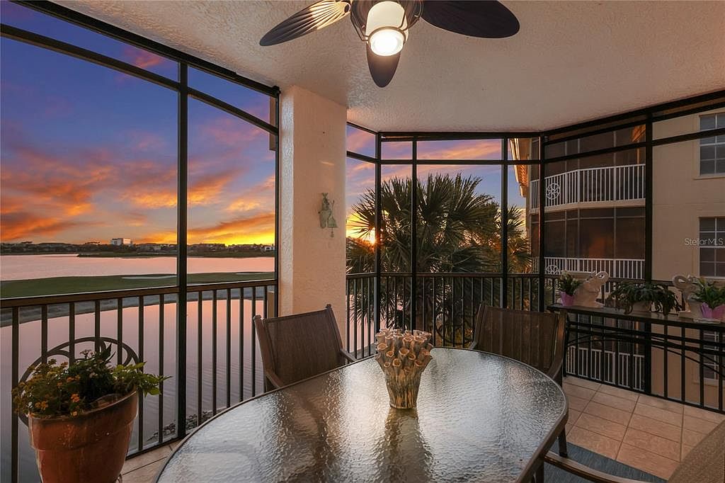 6422 Watercrest Way Unit 302