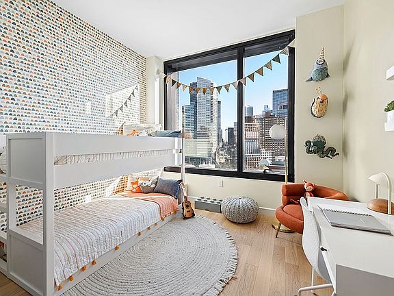 4th image of 45-30 Pearson St #20D