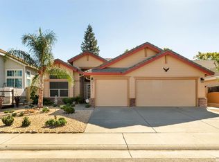 8671 Winterfest Ct, Elk Grove, CA 95624