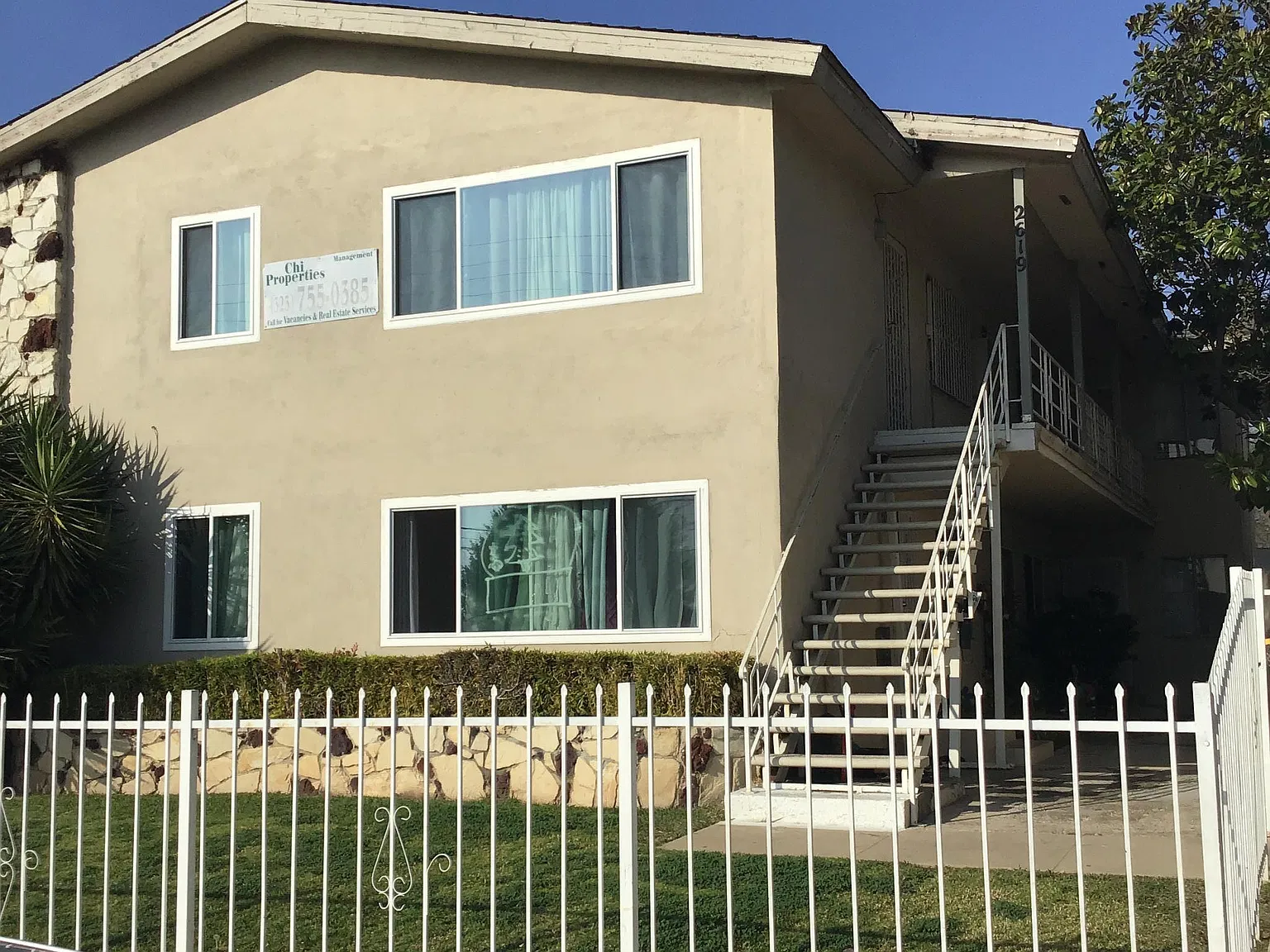 2619 W Imperial Hwy — Photo 1
