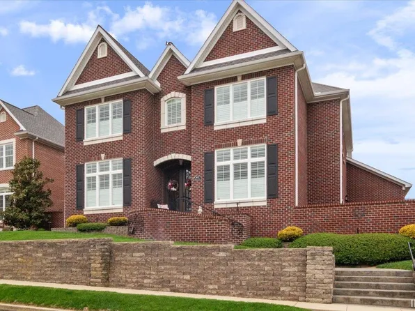 8077 Wyngate Cir, Newburgh, IN 47630