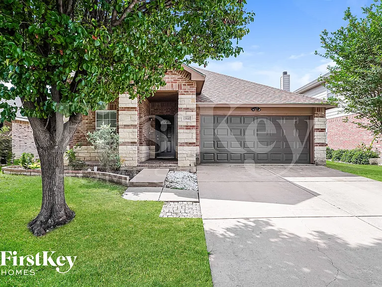 12640 Shady Cedar Dr — Photo 1